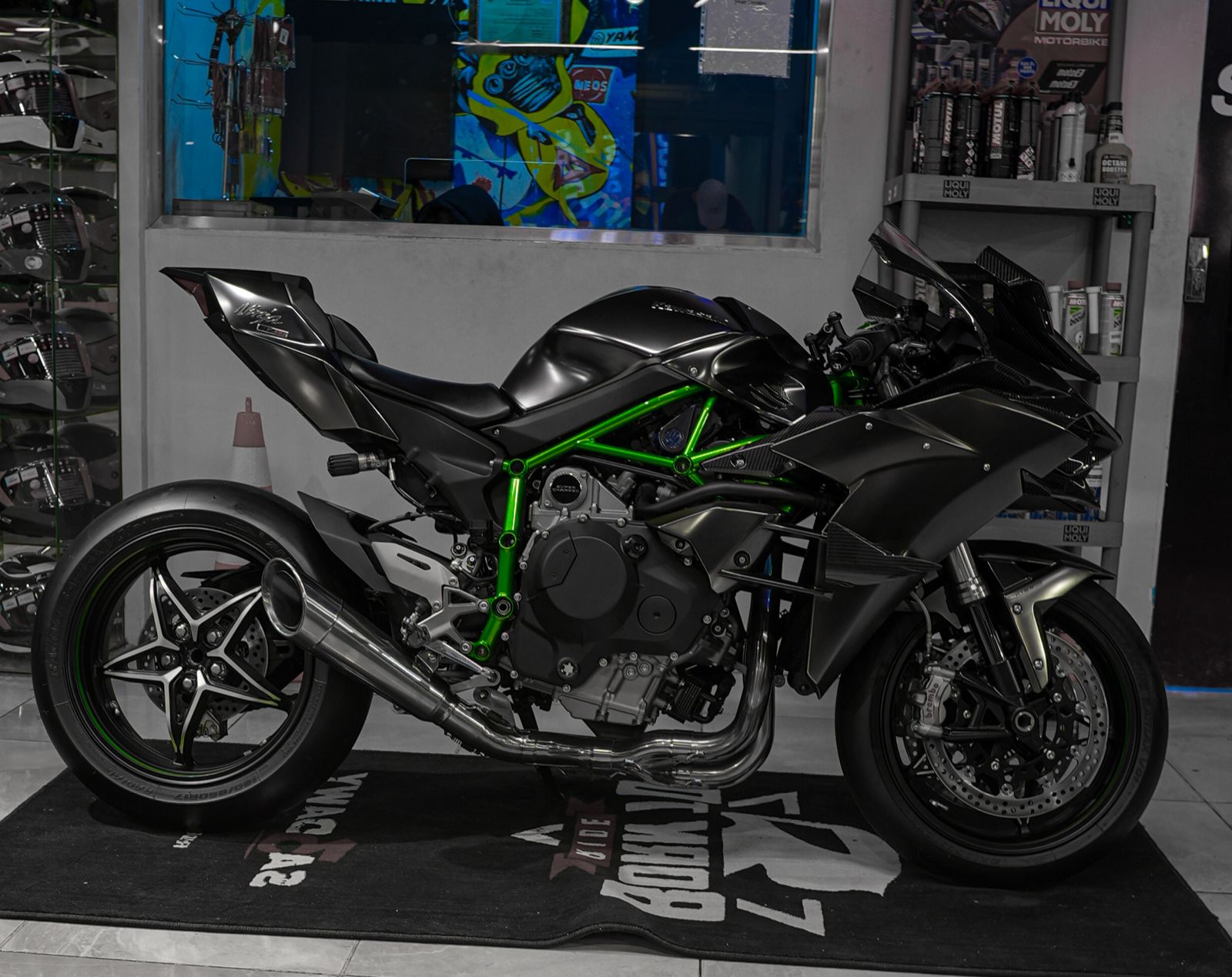 Kawasaki deals h2r 2018